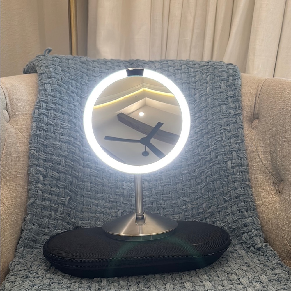 simplehuman sensor mirror fold